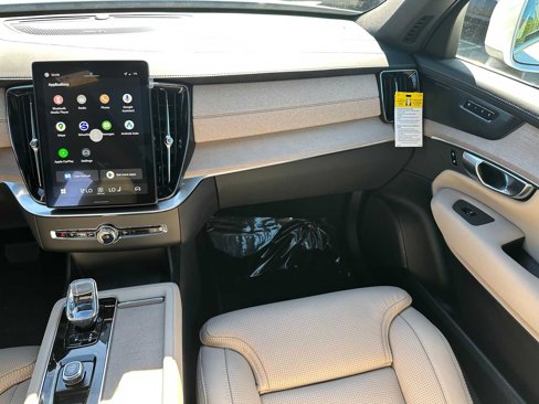 New 2026 Volvo XC90 B6 Ultra image 19
