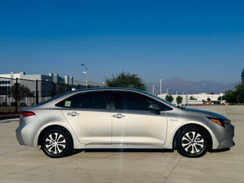 Used 2021 Toyota Corolla LE image 4