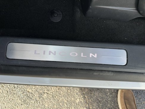 New 2025 Lincoln Aviator Reserve w/ Luxury Package image 13