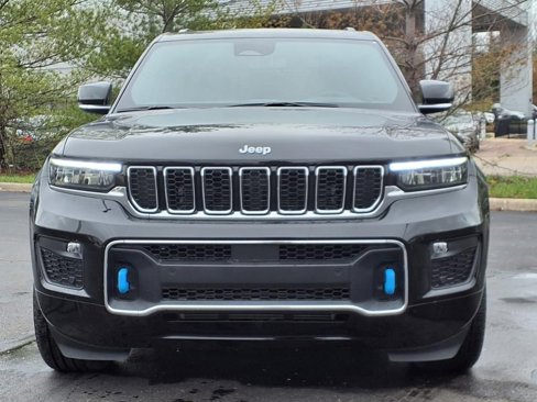 New 2025 Jeep Grand Cherokee Overland w/ Luxury Tech Group IV image 6