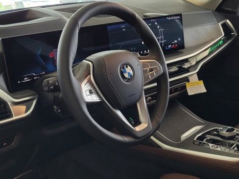 New 2026 BMW X7 xDrive40i w/ Executive Package image 28