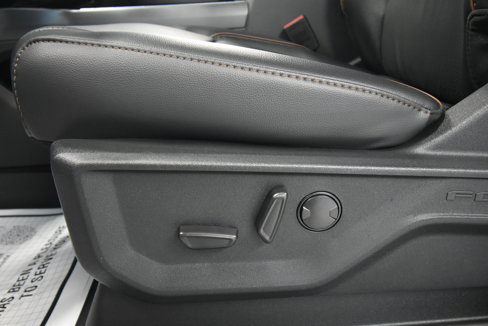New 2025 Ford F250 Lariat w/ Lariat Ultimate Package image 5