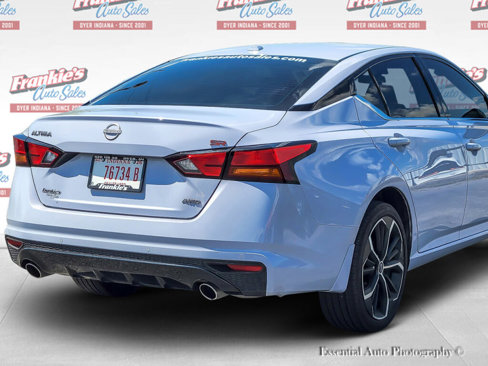 Used 2025 Nissan Altima 2.5 SR w/ SR Premium Package image 7