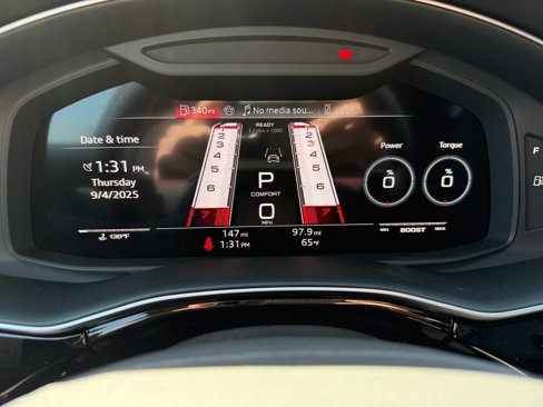 New 2025 Audi RS Q8 performance image 11