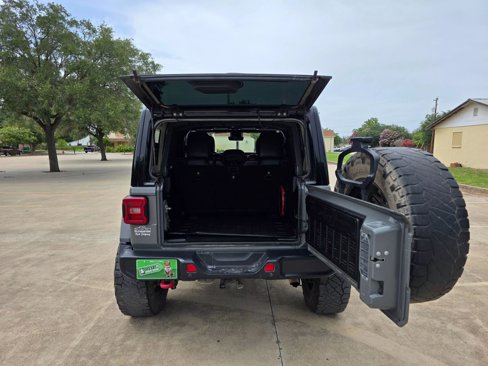 Used 2019 Jeep Wrangler Unlimited Rubicon image 25