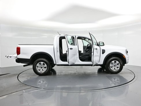 New 2025 Ford Ranger XL image 3