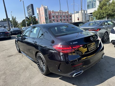 Used 2023 Mercedes-Benz C 300 Sedan image 4