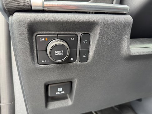 New 2025 Ford Expedition Platinum w/ Driver's Package image 16