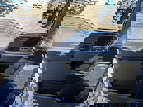 New 2025 Ford F350 Lariat w/ Chrome Package image 16
