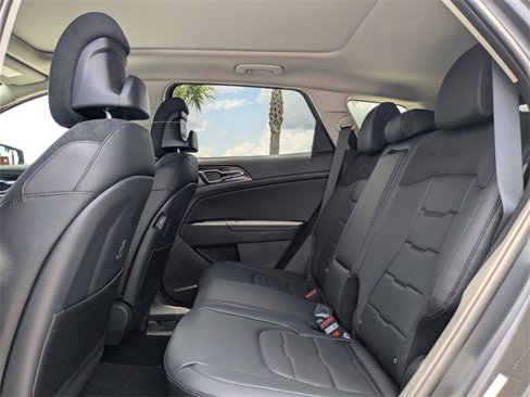 New 2026 Kia Sportage SX image 16