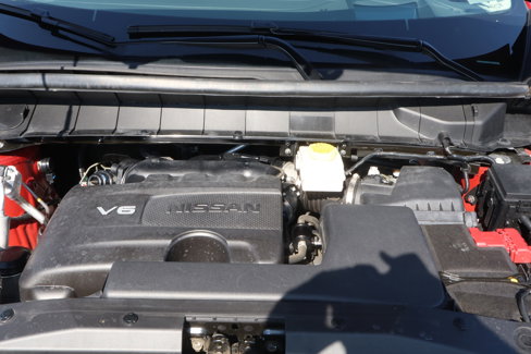 Used 2022 Nissan Pathfinder Platinum w/ Cargo Package image 18