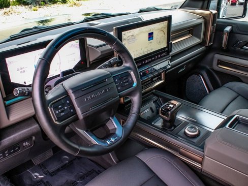 Used 2025 GMC Hummer EV 2X image 15