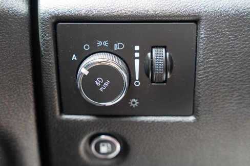 Used 2018 Jeep Grand Cherokee Laredo image 17