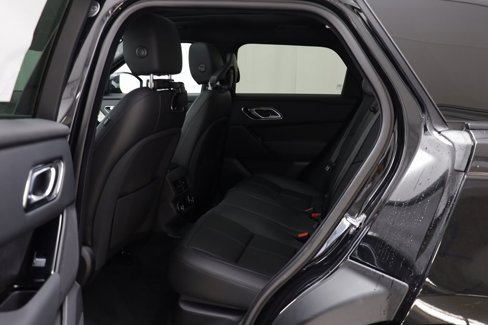 New 2026 Land Rover Range Rover Velar Dynamic SE image 16