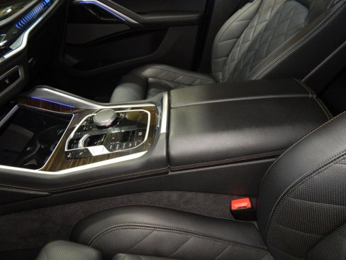 Used 2025 BMW X6 xDrive40i image 20