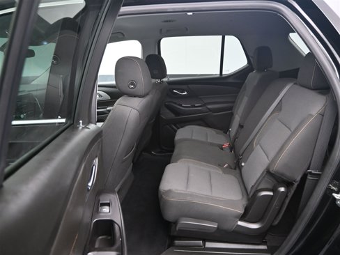 Used 2020 Chevrolet Traverse LS image 10