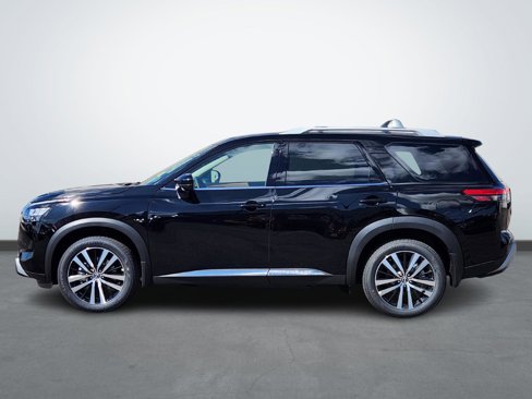 New 2025 Nissan Pathfinder Platinum w/ Cargo Package image 2