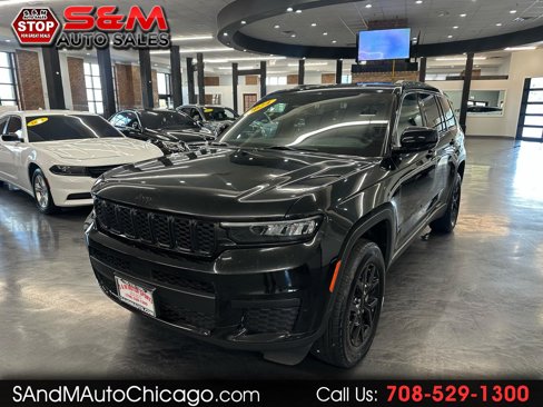 Used 2024 Jeep Grand Cherokee L Laredo image 1