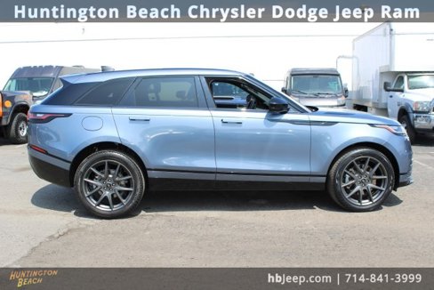Used 2023 Land Rover Range Rover Velar R-Dynamic S image 8