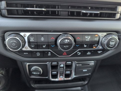 New 2025 Jeep Wrangler Sahara w/ Safety Group image 23