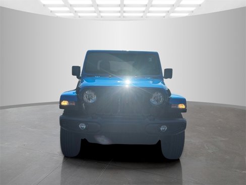 Certified 2022 Jeep Gladiator Sport image 2