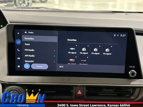 New 2026 Toyota Prius Plug-In Hybrid image 32