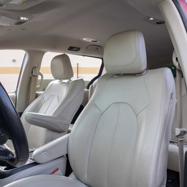Used 2021 Chrysler Pacifica Touring-L image 15