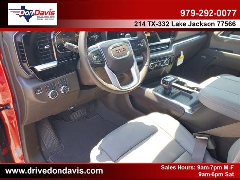 New 2026 GMC Sierra 1500 SLT image 17