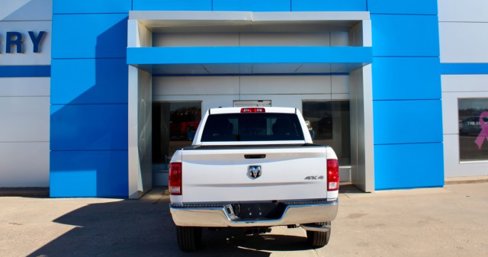 New 2023 RAM 1500 4x4 Crew Cab Classic w/ Chrome Appearance Group image 8