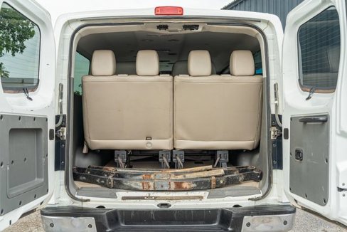 Used 2013 Nissan NV 3500 SL w/ Technology Pkg image 14