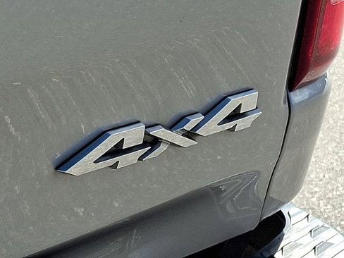 Used 2022 RAM 1500 Limited image 31