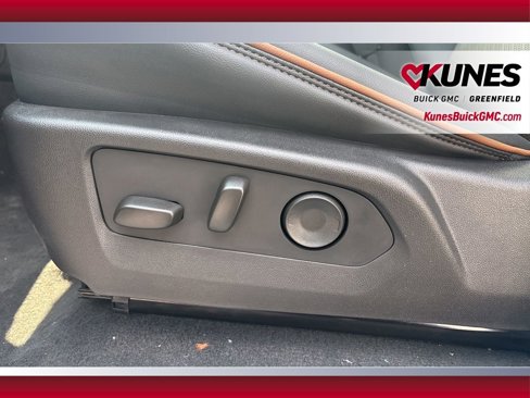 New 2025 GMC Canyon AT4 w/ Technology Plus Package image 22