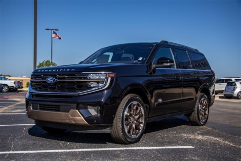 New 2025 Ford Expedition King Ranch image 6
