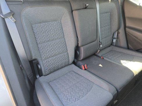 Used 2023 Chevrolet Equinox LT image 13