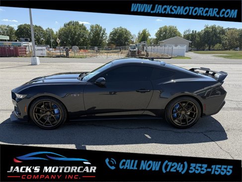 Used 2024 Ford Mustang GT Premium w/ GT Performance Package image 3