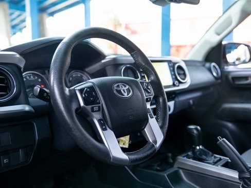 Used 2022 Toyota Tacoma SR5 image 27