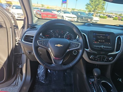 Used 2023 Chevrolet Equinox LT w/ Driver Convenience Package image 12