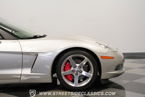 Used 2006 Chevrolet Corvette Convertible w/ Preferred Equipment Group image 30