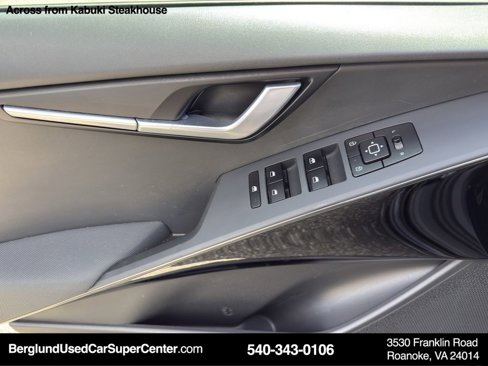 Used 2023 Kia Niro EX image 14