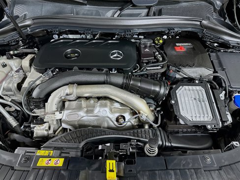 Used 2025 Mercedes-Benz GLA 250 image 34