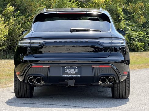 New 2026 Porsche Macan GTS image 9