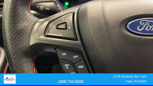 Used 2022 Ford Edge ST-Line w/ Cold Weather Package image 22