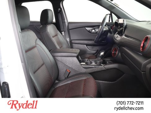Certified 2025 Chevrolet Blazer RS w/ Enhanced Convenience Package image 12