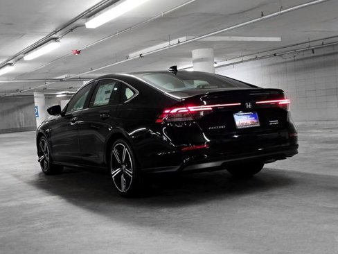 New 2025 Honda Accord Sport image 32
