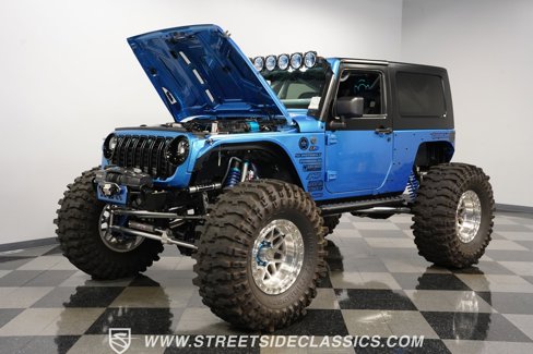 Used 2010 Jeep Wrangler Rubicon w/ PWR Convenience Group image 31