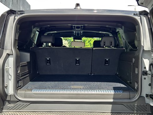 New 2026 GMC Hummer EV SUV image 8