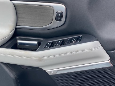 New 2025 Ford Expedition Max Platinum image 14