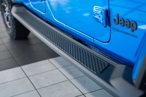 New 2025 Jeep Gladiator Sport image 14