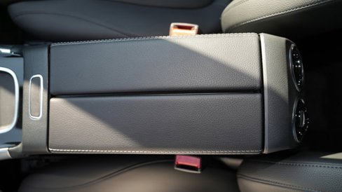 Certified 2025 Mercedes-Benz GLB 250 image 40