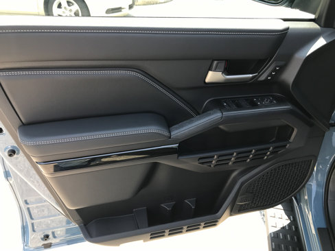 New 2025 Toyota 4Runner Limited image 15